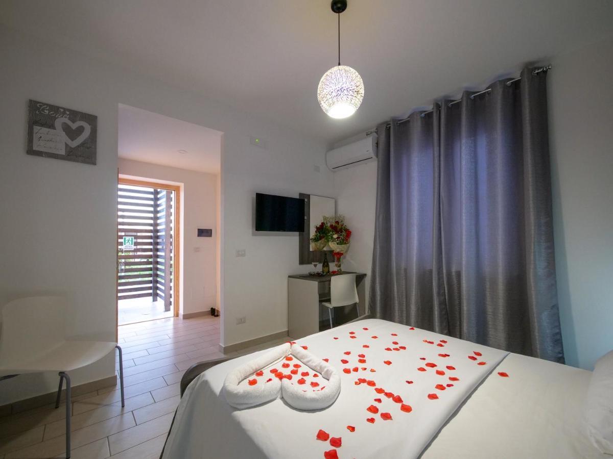Arizona Motel 卡斯特沃托诺 外观 照片